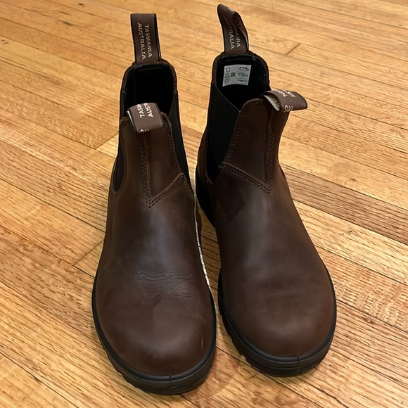 Blundstone Brown Ankle Boots - Picture 6 of 14